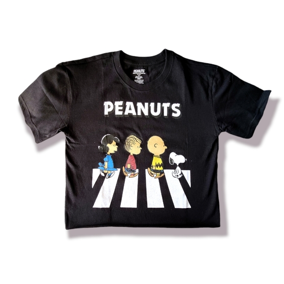 Peanuts Tops - Peanuts Boxy Crop Top Beatles Abbey Road Snoopy Tee, L